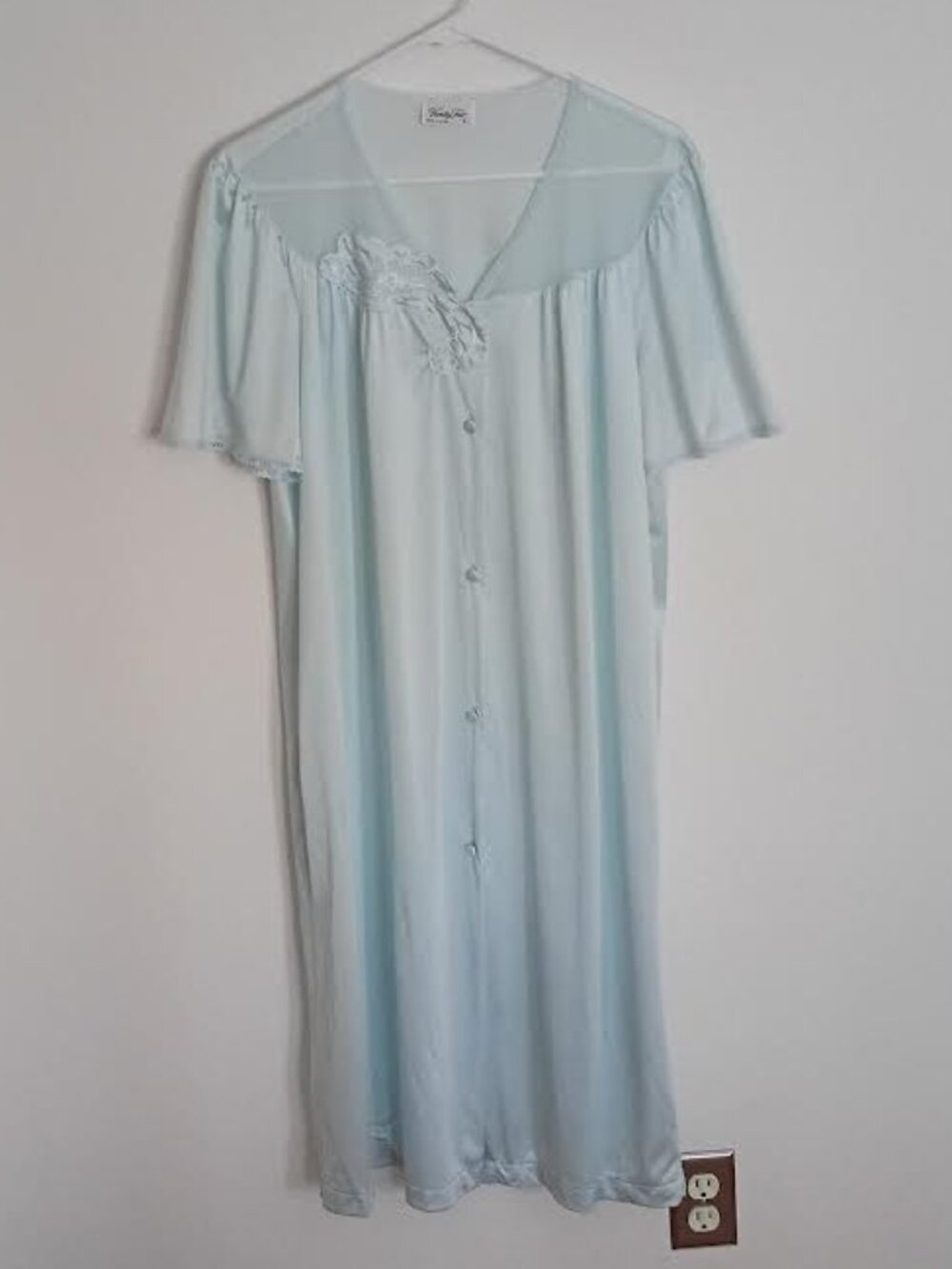 VINTAGE VANITY FAIR ROBE HOUSECOAT LIGHT BLUE BUTTON UP SHORT SLEEVE MESH SIZE L